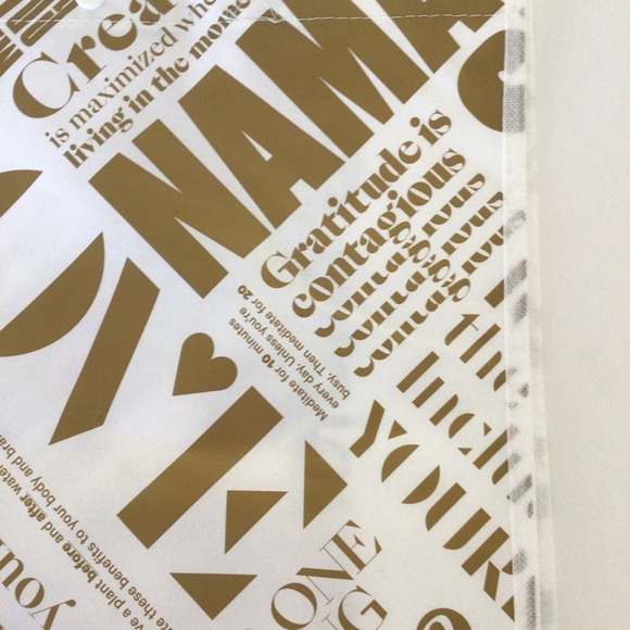 LULULEMON LARGE MANIFESTO PRINT REUSABLE TOTE BAG - Picture 12 of 13